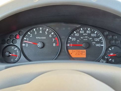 Used 2020 Nissan Frontier SV RWD image 17