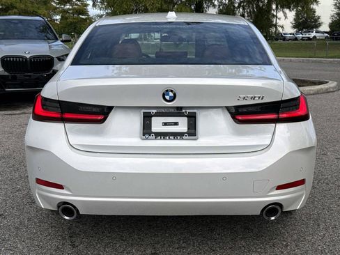 New 2026 BMW 330i Sedan w/ Convenience Package RWD image 4