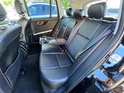 Used 2011 Mercedes-Benz GLK 350 4MATIC image 14
