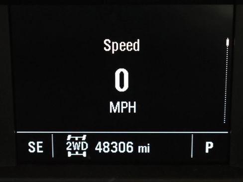 Used 2022 Chevrolet Silverado 1500 Custom image 33