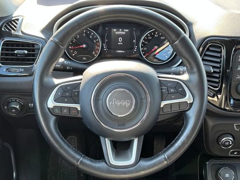 Used 2018 Jeep Compass Latitude AWD/4WD image 21