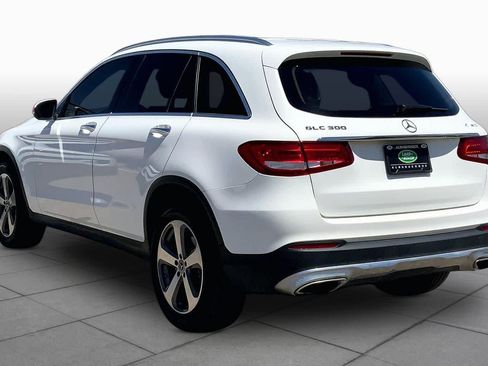 Used 2018 Mercedes-Benz GLC 300 4MATIC image 11