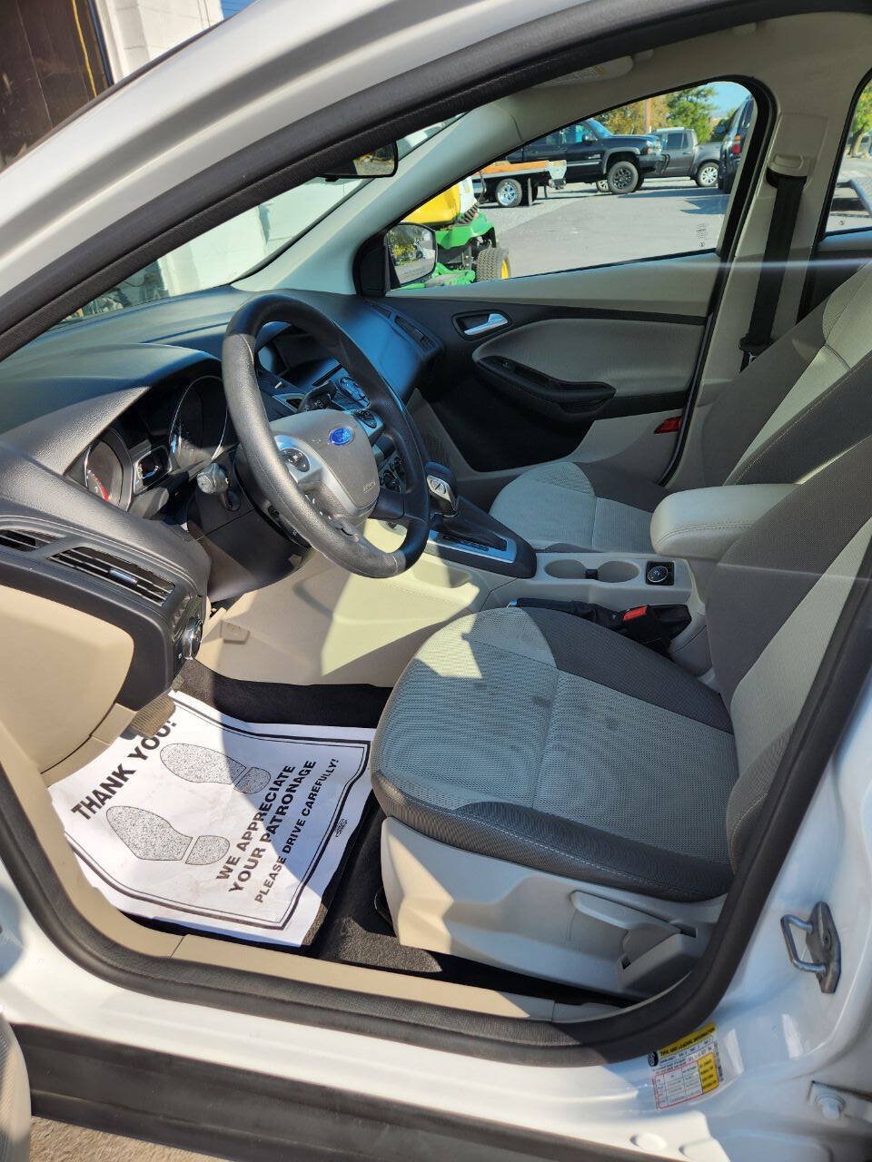 Used 2014 Ford Focus SE FWD image 10