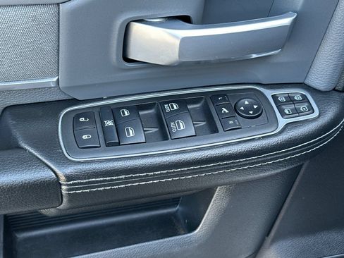 Used 2023 RAM 2500 Big Horn w/ Level 1 Equipment Group AWD/4WD image 14