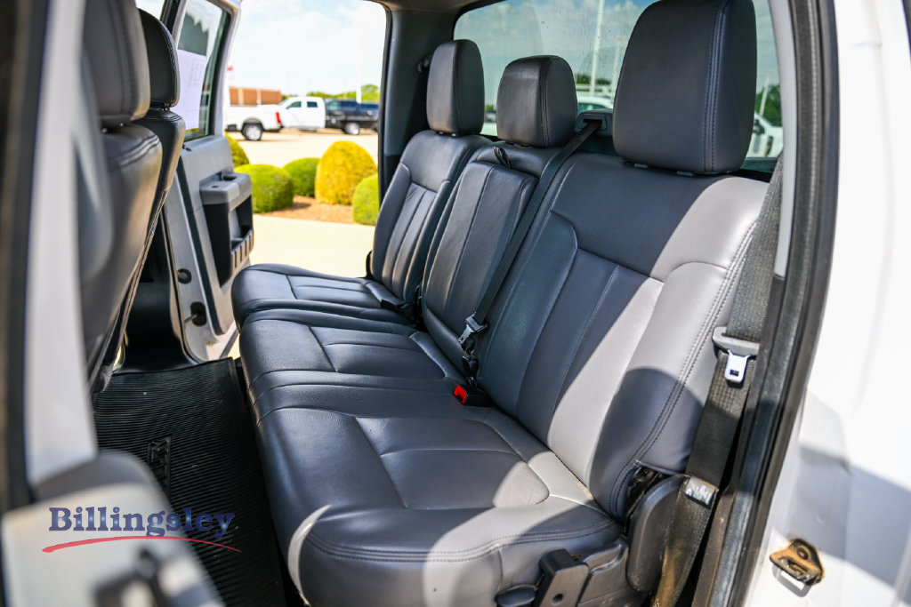 Used 2016 Ford F250 XLT w/ XLT Premium Package AWD/4WD image 11