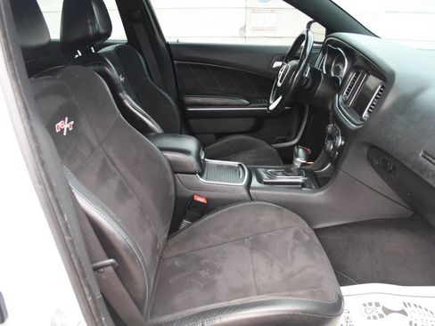 Used 2015 Dodge Charger R/T RWD image 7
