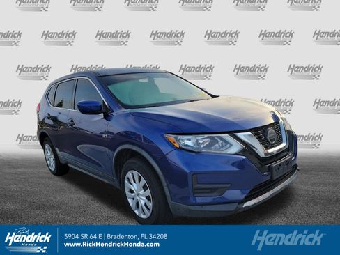 Used 2018 Nissan Rogue S image 1