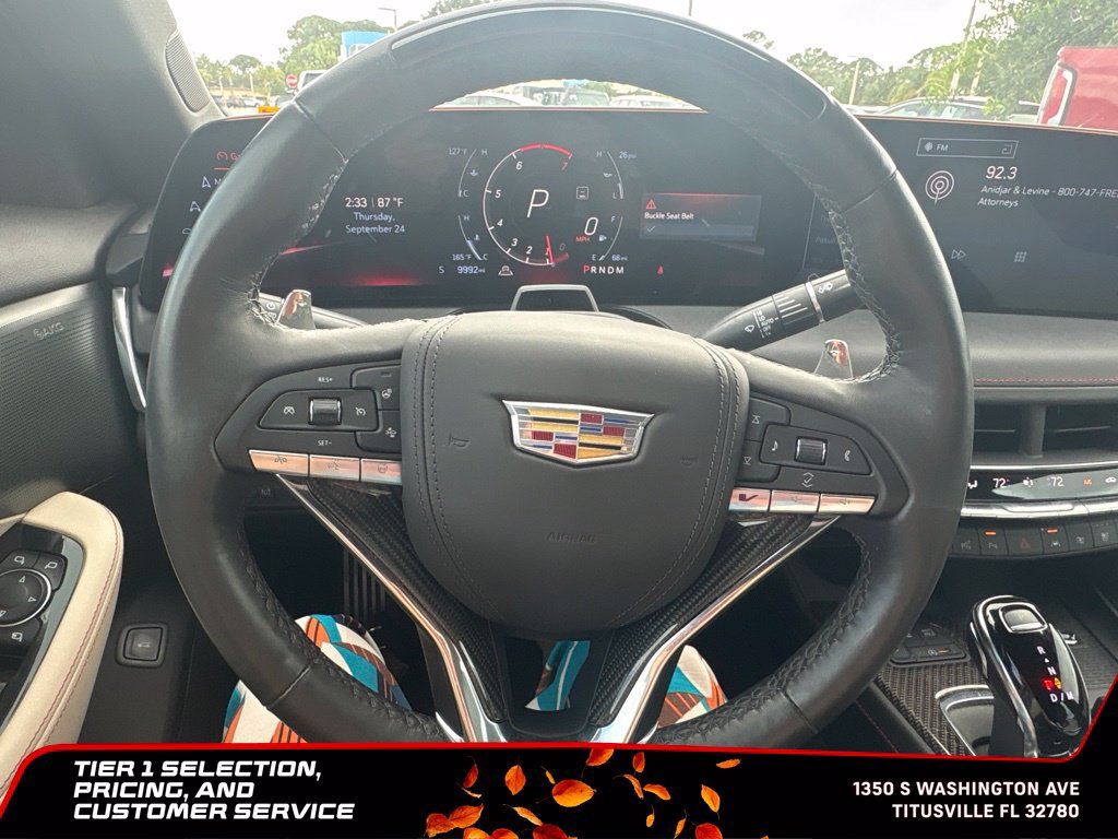 Used 2025 Cadillac CT5 V w/ Technology Package RWD image 12