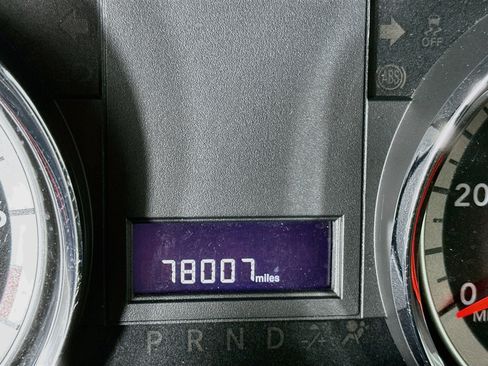 Used 2019 Dodge Grand Caravan SXT FWD image 18