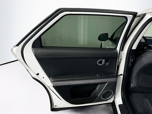 Used 2023 Hyundai Ioniq 5 SEL image 24