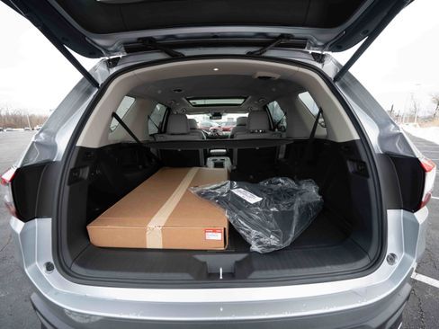 New 2025 Honda Pilot Touring image 28