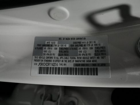 Used 2024 MAZDA CX-90 3.3 Turbo w/ Preferred Plus image 16