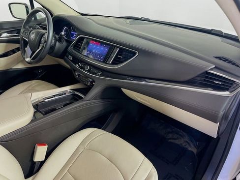 Used 2023 Buick Enclave Essence w/ Experience Buick Package image 32