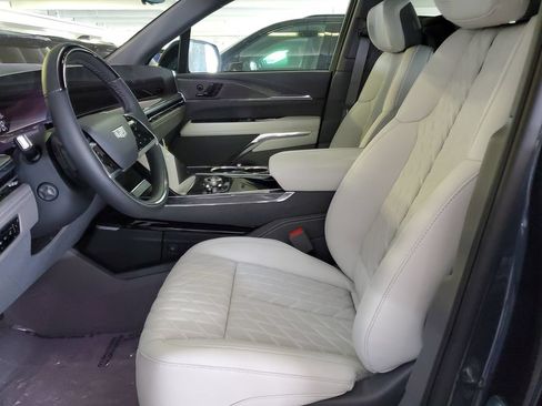 Used 2026 Cadillac Escalade IQ Sport 1 AWD/4WD image 16