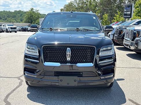 Used 2021 Lincoln Navigator L Reserve AWD/4WD image 3
