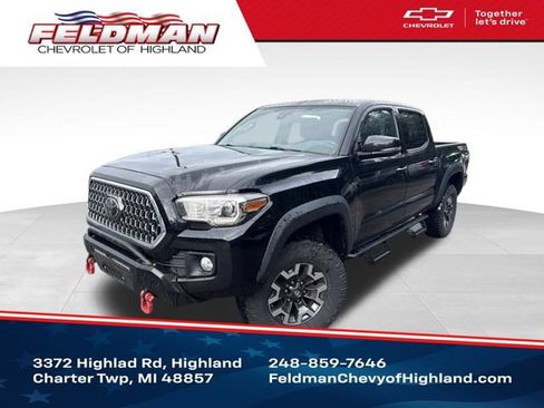 Used 2019 Toyota Tacoma TRD Off-Road AWD/4WD image 1