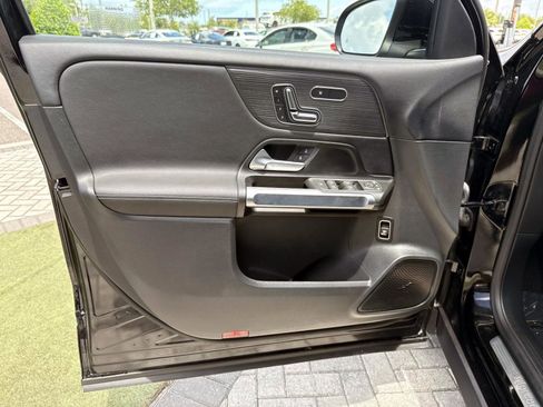Certified 2026 Mercedes-Benz GLB 250 4MATIC image 17