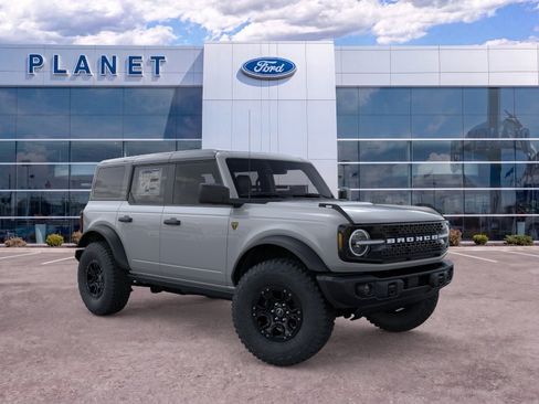 New 2026 Ford Bronco Badlands w/ Wildtrak Package AWD/4WD image 9