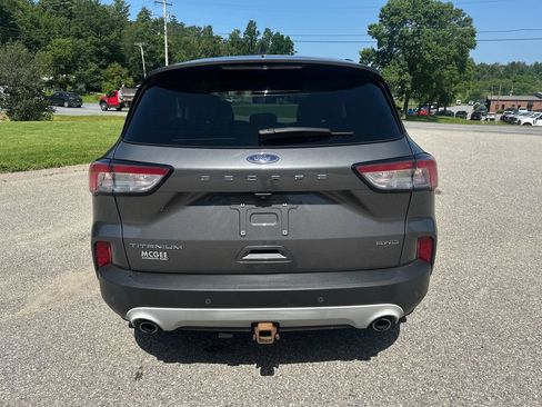 Used 2021 Ford Escape Titanium w/ Class II Trailer Tow Package AWD/4WD image 4
