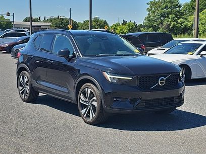 Used 2023 Volvo XC40 B5 Plus w/ Protection Package Premier