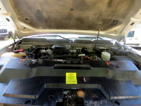 Used 2013 Chevrolet Silverado 3500 LT image 25