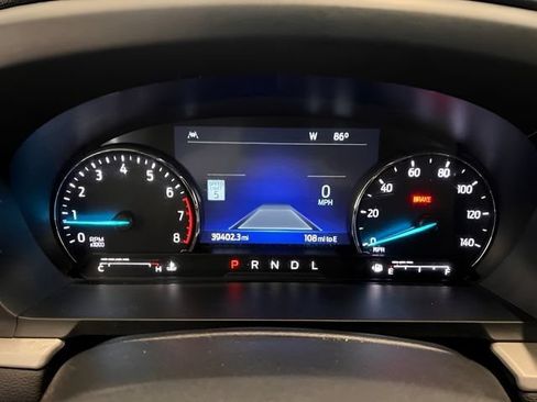 Used 2023 Ford Explorer XLT w/ Equipment Group 202A AWD/4WD image 23