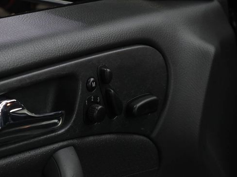 Used 2003 Mercedes-Benz C 230 Sedan image 18