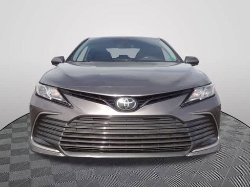 Used 2023 Toyota Camry LE FWD image 5