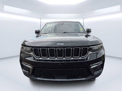 Used 2022 Jeep Grand Cherokee Limited 4xe w/ Luxury Tech Group II AWD/4WD image 8