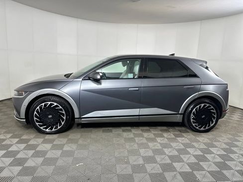 Used 2024 Hyundai Ioniq 5 Limited image 6