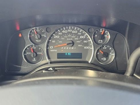 New 2025 Chevrolet Express 2500 Extended w/ Driver Convenience Package image 10