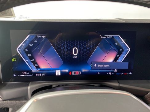 New 2025 BMW 330i xDrive Sedan w/ Convenience Package image 15