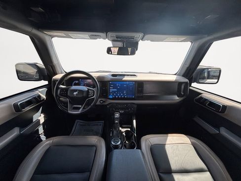 Used 2023 Ford Bronco Wildtrak AWD/4WD image 18
