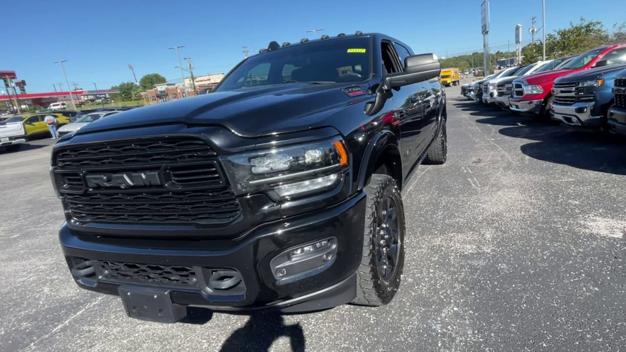 Used 2022 RAM 3500 Limited AWD/4WD image 4