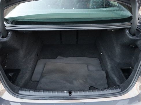 Used 2022 BMW M550i xDrive image 11