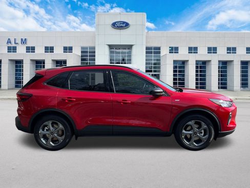 New 2026 Ford Escape ST-Line w/ Tech Pack #1 FWD image 5
