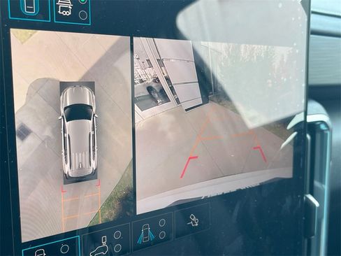 New 2025 GMC Acadia Elevation w/ Elevation Premium Package image 18