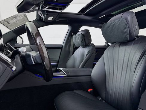 New 2026 Mercedes-Benz S 500 4MATIC image 16