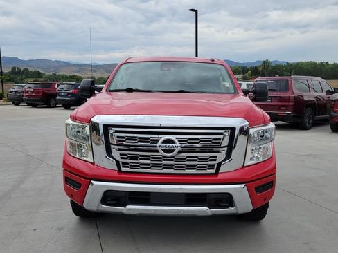 Used 2021 Nissan Titan SV w/ SV Convenience Package AWD/4WD image 8