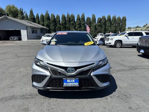Used 2021 Toyota Camry XSE w/ Navigation Upgrade Package FWD image 2