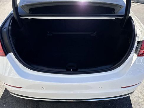 Used 2022 Mercedes-Benz C 300 Sedan w/ Exclusive Trim Package image 34