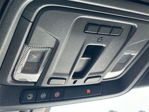 Used 2023 Chevrolet Silverado 3500 High Country image 43