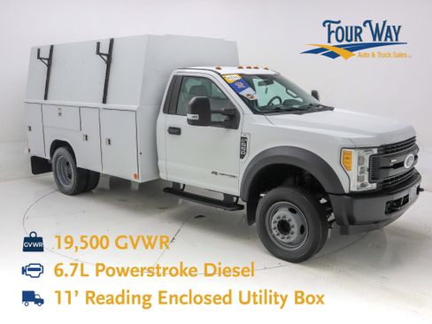Used 2017 Ford F550 2WD Regular Cab Super Duty image 1