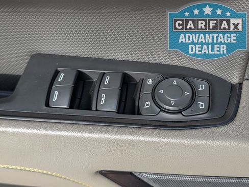 Used 2023 Chevrolet Silverado 1500 ZR2 w/ Technology Package AWD/4WD image 21