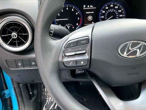 Used 2022 Hyundai Kona SEL image 18