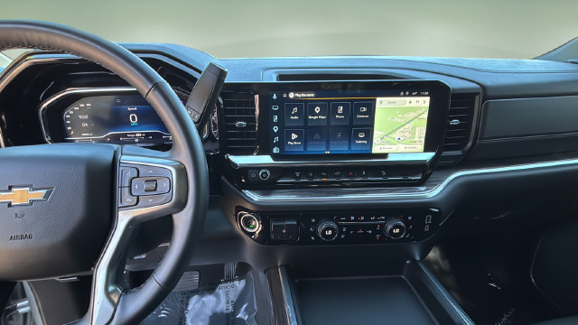 Used 2025 Chevrolet Silverado 2500 LTZ w/ LTZ Plus Package AWD/4WD image 12