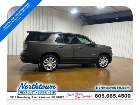 Used 2021 Chevrolet Tahoe High Country w/ Premium Package AWD/4WD image 6