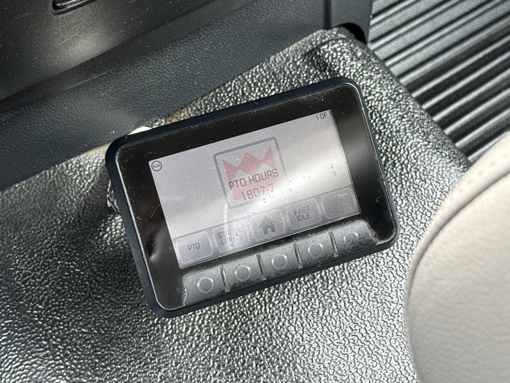 Used 2019 Ford F550 4x4 Regular Cab Super Duty image 25
