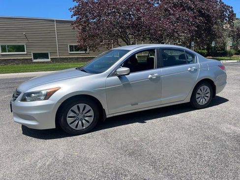 Used 2012 Honda Accord LX image 3