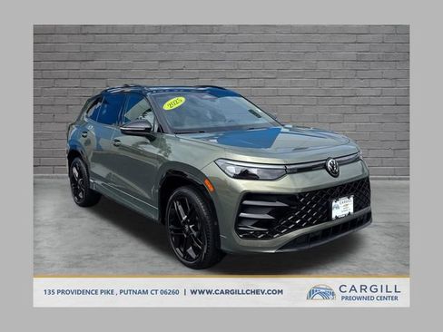 Used 2025 Volkswagen Tiguan SE R-Line AWD/4WD image 1